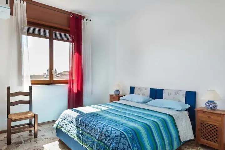 Homestay Downtown Apartment Centro Storico - Catania Italy